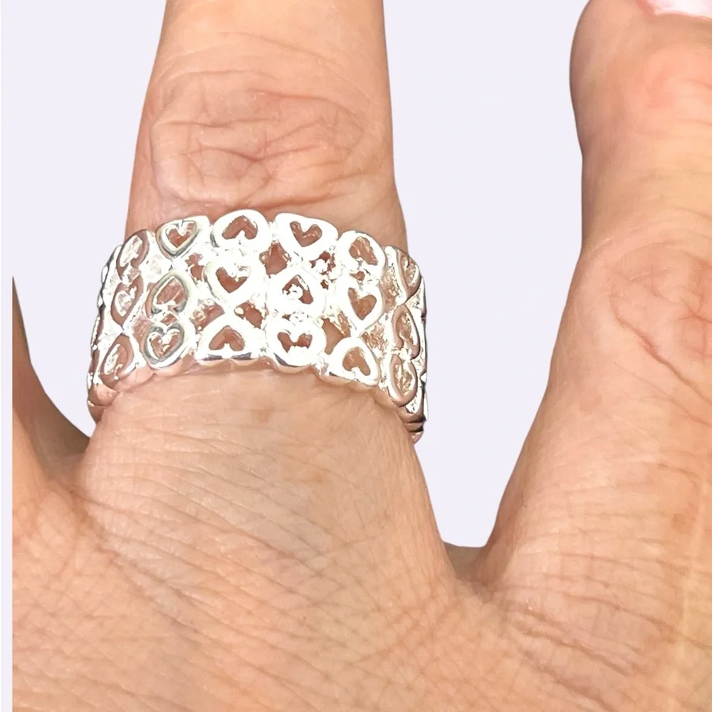 Silver Heart Pattern Ring - Picture 1 of 12